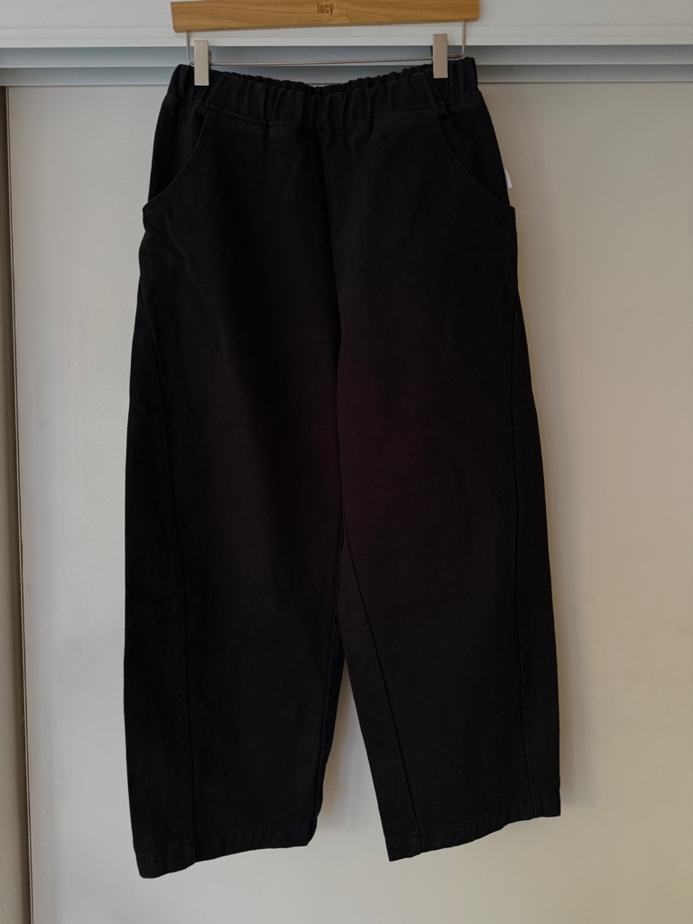 Le Bon Shoppe Arc Pants in Black